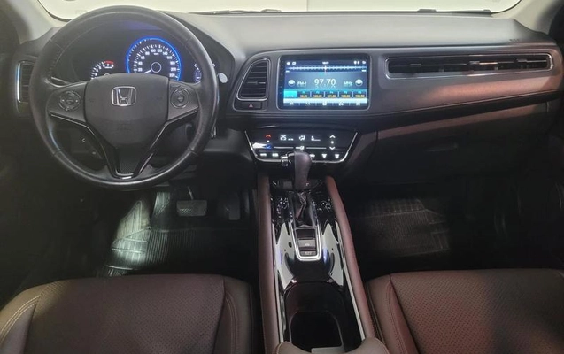 imagem-https://www.socarrao.com.br/sc-vehicle-images-prod/4005901/1790019732920-8338880_11_B_43a9aa6a17.jpeg
