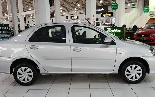 imagem-https://www.socarrao.com.br/sc-vehicle-images-prod/4005908/1790020996784-8347687_11_B_add49fdd02.jpeg