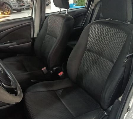 imagem-https://www.socarrao.com.br/sc-vehicle-images-prod/4005908/1790020996787-8347687_13_B_b6bbc9a478.jpeg