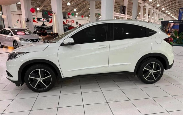 imagem-https://www.socarrao.com.br/sc-vehicle-images-prod/4005911/1790019868335-8357662_3_B_2aa48bb618.jpeg