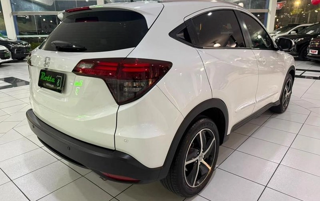 imagem-https://www.socarrao.com.br/sc-vehicle-images-prod/4005911/1790019868341-8357662_6_B_66b86830d1.jpeg