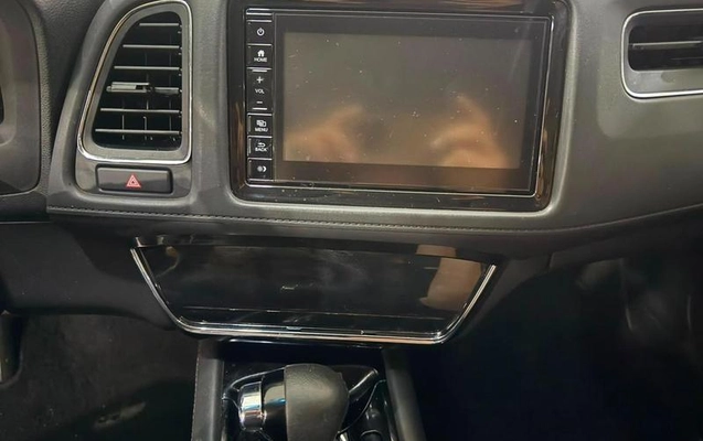 imagem-https://www.socarrao.com.br/sc-vehicle-images-prod/4005911/1790019868348-8357662_10_B_8d229b0ae9.jpeg