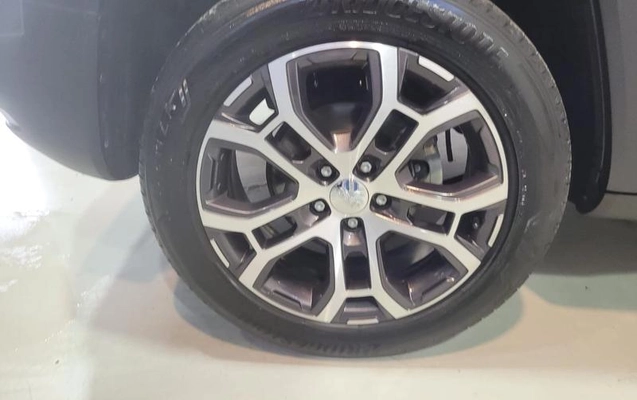 imagem-https://www.socarrao.com.br/sc-vehicle-images-prod/4005930/1790021985715-8403611_15_B_be0eda837b.jpeg