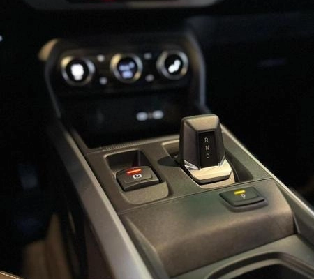 imagem-https://www.socarrao.com.br/sc-vehicle-images-prod/4005935/1790022806196-8429065_9_B_1519f8b8a8.jpeg