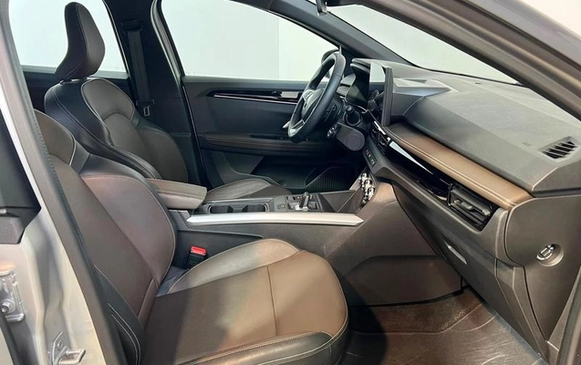 imagem-https://www.socarrao.com.br/sc-vehicle-images-prod/4005936/1790712319032-8429078_5_B_ca876a2b92.jpeg