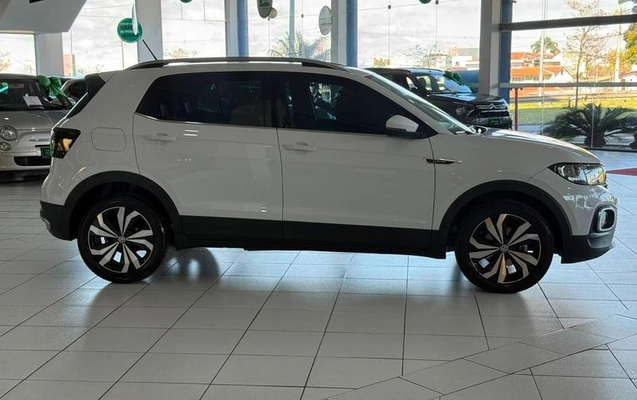imagem-https://www.socarrao.com.br/sc-vehicle-images-prod/4005937/1790019281940-8438761_3_B_62139a0182.jpeg