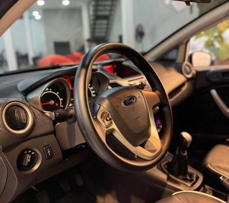 imagem-https://www.socarrao.com.br/sc-vehicle-images-prod/4005940/1790020216668-8440384_2_B_2871c660a5.jpeg