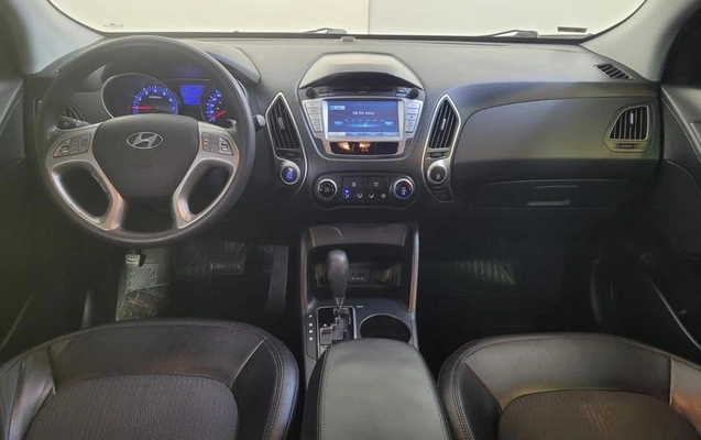 imagem-https://www.socarrao.com.br/sc-vehicle-images-prod/4005941/1790019285883-8449725_11_B_059dc50f42.jpeg