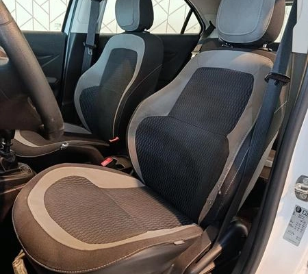 imagem-https://www.socarrao.com.br/sc-vehicle-images-prod/4005946/1790023190415-8452255_6_B_d25c62c128.jpeg