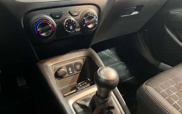 imagem-https://www.socarrao.com.br/sc-vehicle-images-prod/4005949/1790019956493-8467007_8_B_9aea95e035.jpeg