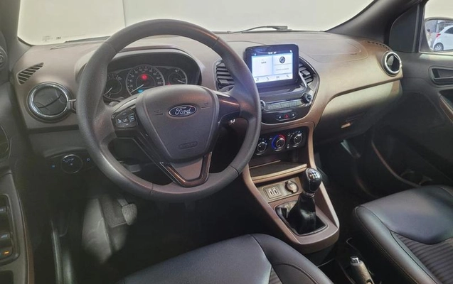 imagem-https://www.socarrao.com.br/sc-vehicle-images-prod/4005950/1790022707519-8468960_8_B_2cb99b12b7.jpeg