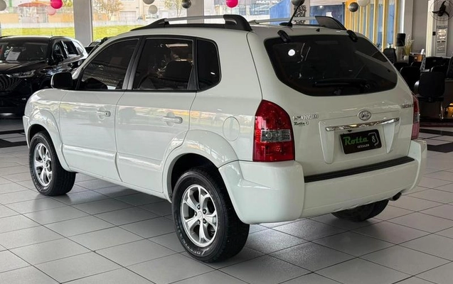 imagem-https://www.socarrao.com.br/sc-vehicle-images-prod/4005951/1790019295075-8474591_1_B_51e75a053b.jpeg