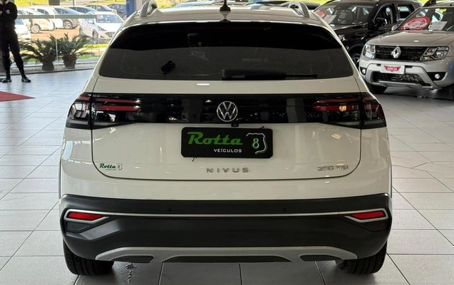 imagem-https://www.socarrao.com.br/sc-vehicle-images-prod/4005952/1790019295928-8478668_5_B_61685dbc12.jpeg