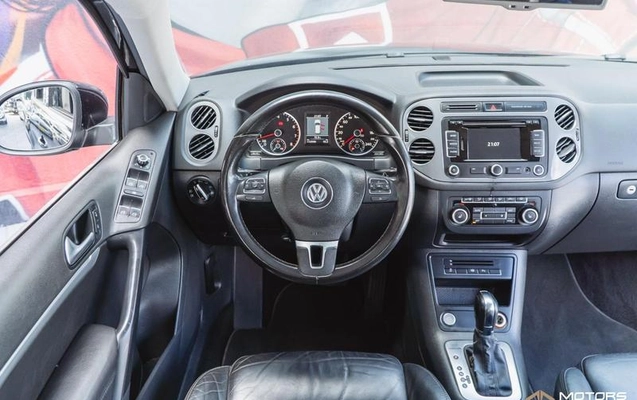imagem-https://www.socarrao.com.br/sc-vehicle-images-prod/4005977/1790019686440-8475062_0_B_581ed6f526.jpeg