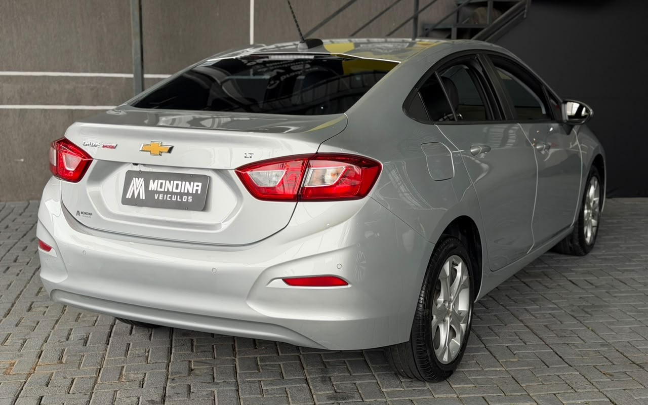 imagem-https://www.socarrao.com.br/sc-vehicle-images-prod/4006054/1790019563307-V2hhdHNBcHAgSW1hZ2UgMjAyNi0wOS0yMSBhdCAxNi4yMC41MC5qcGVn.jpeg