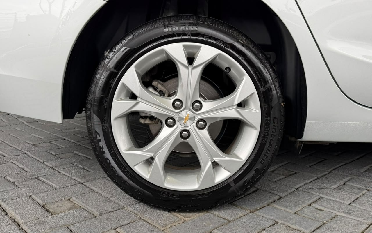 imagem-https://www.socarrao.com.br/sc-vehicle-images-prod/4006054/1790019564352-V2hhdHNBcHAgSW1hZ2UgMjAyNi0wOS0yMSBhdCAxNi4yMC42My5qcGVn.jpeg