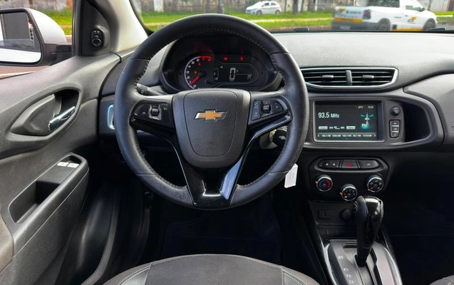 imagem-https://www.socarrao.com.br/sc-vehicle-images-prod/4006060/1790513962667-8277153_5_B_d1bcf57907.jpeg