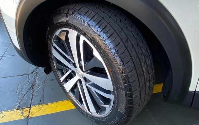 imagem-https://www.socarrao.com.br/sc-vehicle-images-prod/4006062/1790020369899-8440387_6_B_4385b7670b.jpeg