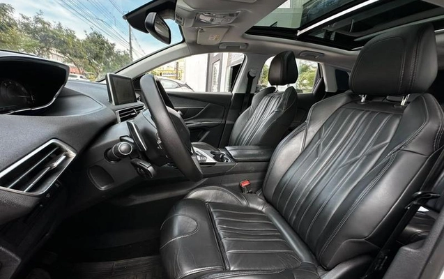 imagem-https://www.socarrao.com.br/sc-vehicle-images-prod/4006062/1792096511163-8440387_6_B_656fbdd1b5.jpeg
