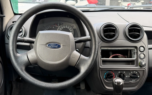 imagem-https://www.socarrao.com.br/sc-vehicle-images-prod/4006079/1790161081284-4f878d33-f20d-4f5e-b5ee-2f9c4b84e1e1.jpeg