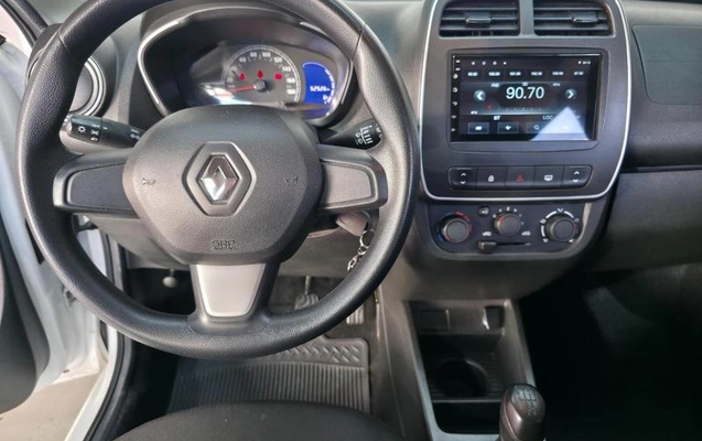 imagem-https://www.socarrao.com.br/sc-vehicle-images-prod/4006085/1790019741347-8271046_12_B_220eed2bfe.jpeg