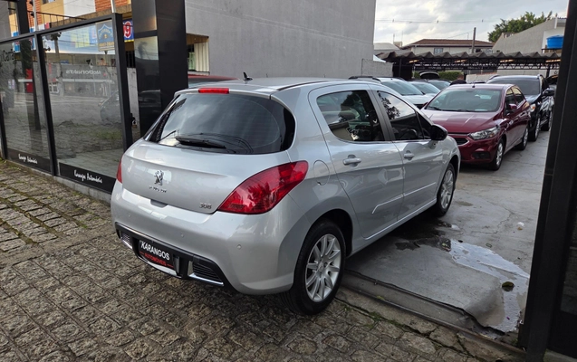 imagem-https://www.socarrao.com.br/sc-vehicle-images-prod/4006168/1790019922945-820f437c-cb9e-4d5d-8d02-0de613d7077a.jpg