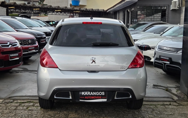 imagem-https://www.socarrao.com.br/sc-vehicle-images-prod/4006168/1790019922946-81311369-ebc9-420a-9c00-74caade0c510.jpg
