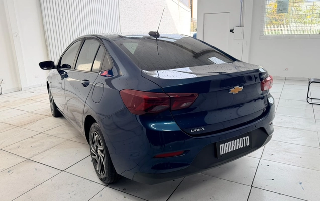 imagem-https://www.socarrao.com.br/sc-vehicle-images-prod/4006428/1790020300151-6_041830.jpg