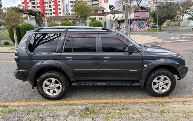 imagem-https://www.socarrao.com.br/sc-vehicle-images-prod/4006447/1790020408066-NC5qcGVn.jpeg