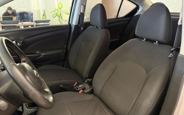 imagem-https://www.socarrao.com.br/sc-vehicle-images-prod/4006450/1790020485643-8476603_3_B_acb25cde2f.jpeg