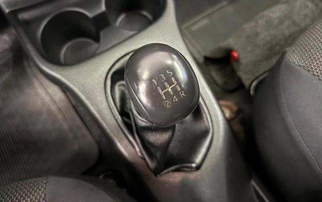 imagem-https://www.socarrao.com.br/sc-vehicle-images-prod/4006450/1790020485646-8476603_5_B_b97421eaf5.jpeg