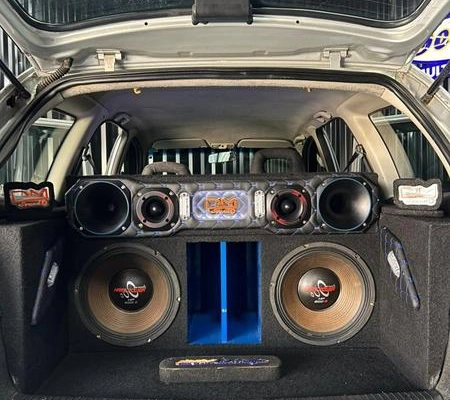 imagem-https://www.socarrao.com.br/sc-vehicle-images-prod/4006456/1790020582554-7798486_1_B_d6e1d27309.jpeg