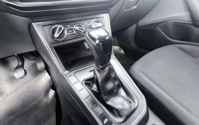 imagem-https://www.socarrao.com.br/sc-vehicle-images-prod/4006458/1790106459788-SU1HXzIwMjYwOTIxXzE2MjA0MSAoQ29weSkuanBn.jpg