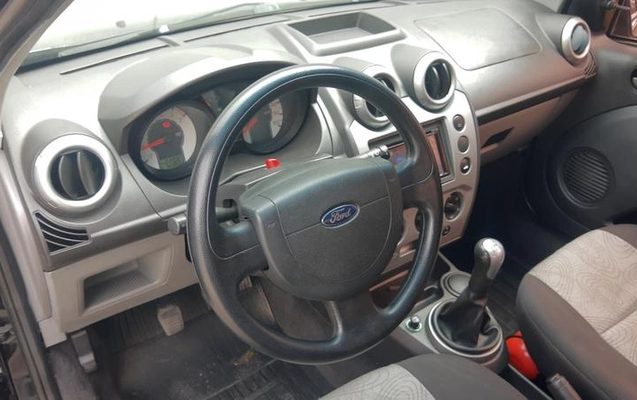 imagem-https://www.socarrao.com.br/sc-vehicle-images-prod/4006524/1790020817161-8470034_7_B_1a34828f79.jpeg