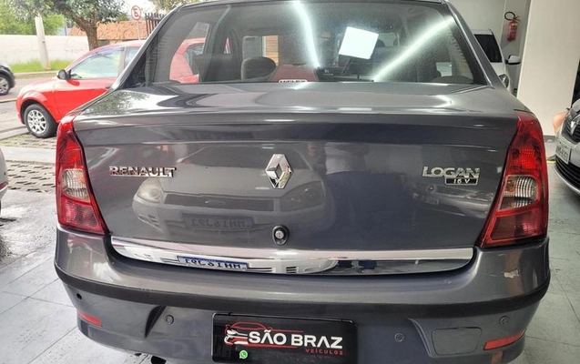 imagem-https://www.socarrao.com.br/sc-vehicle-images-prod/4006811/1790079860559-8498574_4_B_c0e7a72898.jpeg