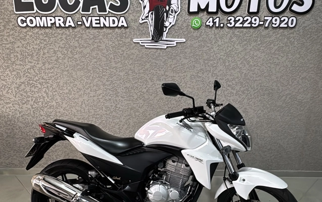 imagem-https://www.socarrao.com.br/sc-vehicle-images-prod/4006822/1790021521836-V2hhdHNBcHAgSW1hZ2UgMjAyNi0wOS0yMSBhdCAxNi40OS4zMi5qcGVn.jpeg