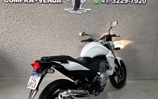 imagem-https://www.socarrao.com.br/sc-vehicle-images-prod/4006822/1790021523275-V2hhdHNBcHAgSW1hZ2UgMjAyNi0wOS0yMSBhdCAxNi41Ni4yMS5qcGVn.jpeg