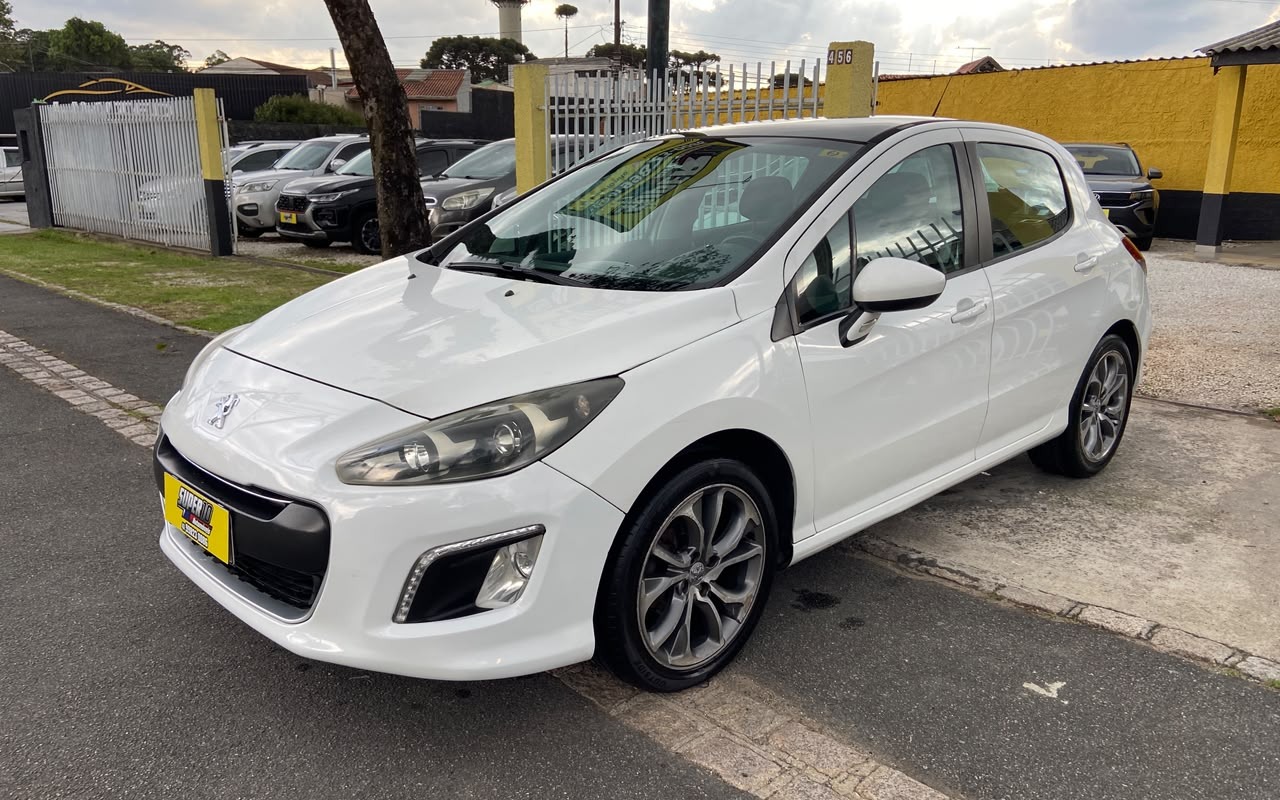 imagem-https://www.socarrao.com.br/sc-vehicle-images-prod/4006826/1790021705603-V2hhdHNBcHAgSW1hZ2UgMjAyNi0wOS0yMSBhdCAxNy4wMC4zMiAoMSkuanBlZw.jpeg