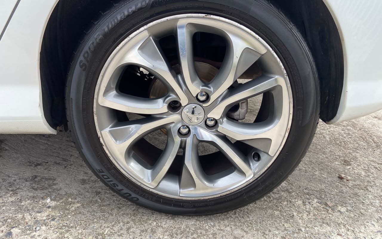 imagem-https://www.socarrao.com.br/sc-vehicle-images-prod/4006826/1790021707200-V2hhdHNBcHAgSW1hZ2UgMjAyNi0wOS0yMSBhdCAxNy4wMC4zOS5qcGVn.jpeg