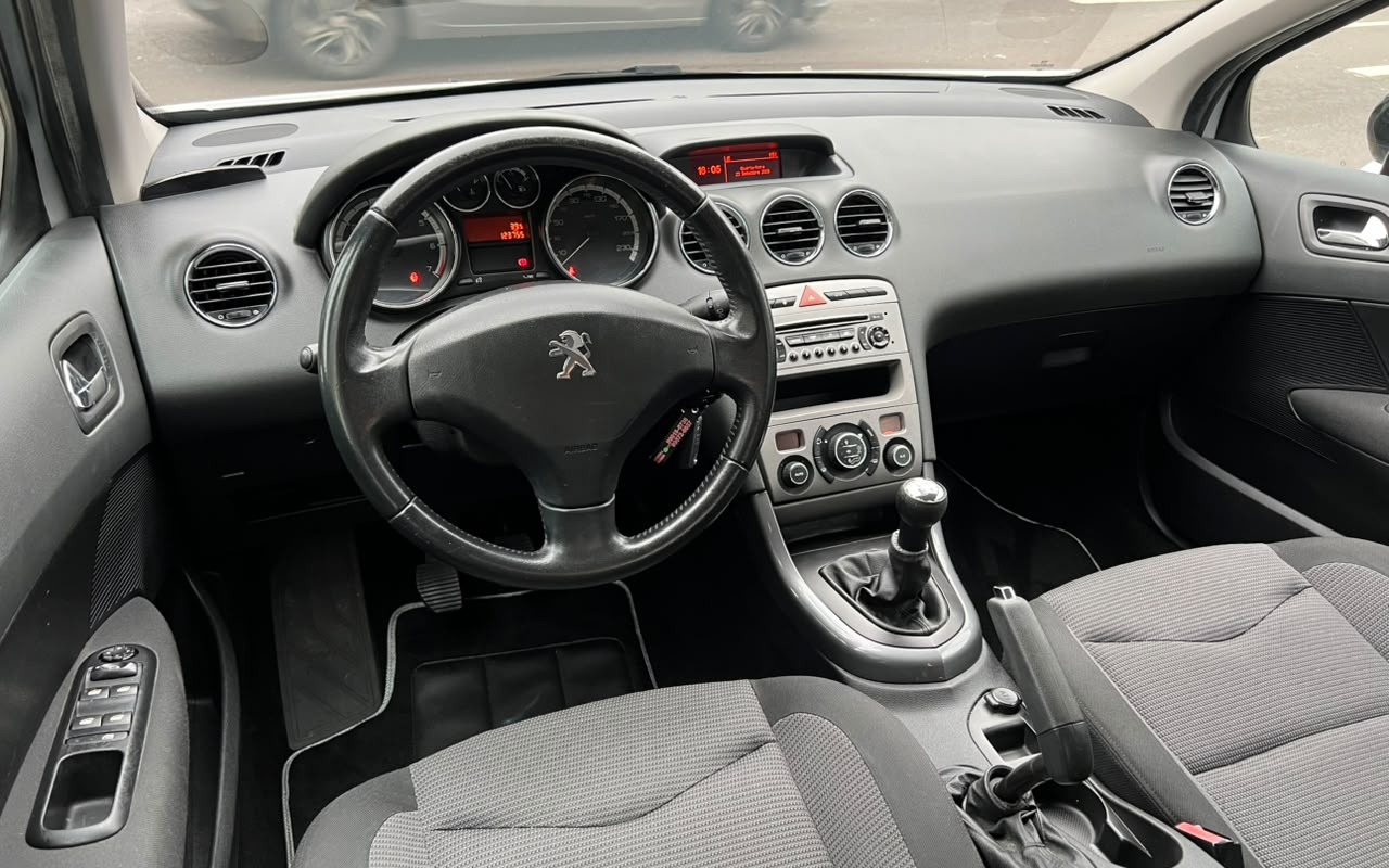 imagem-https://www.socarrao.com.br/sc-vehicle-images-prod/4006834/1790190909551-Ny5qcGc.jpg