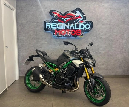 Kawasaki Z 900 R Edition 2026 Cinza — foto 1 de 3