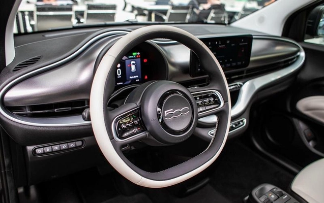 imagem-https://www.socarrao.com.br/sc-vehicle-images-prod/4006866/1790172140755-8498724_14_B_5eb8994b84.jpeg