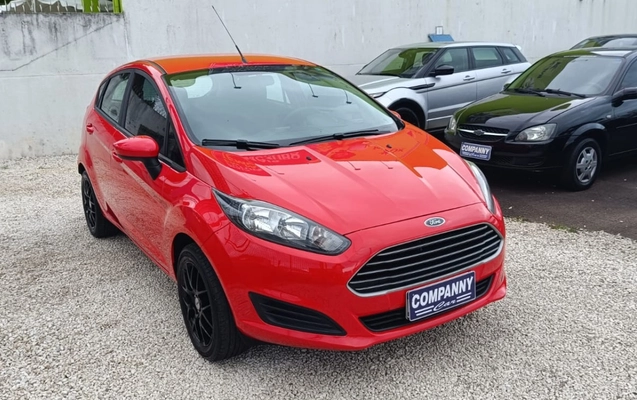 imagem-https://www.socarrao.com.br/sc-vehicle-images-prod/4006906/1790021994579-V2hhdHNBcHAgSW1hZ2UgMjAyNi0wOS0yMSBhdCAxNy4wNi4wMSAoMSkuanBlZw.jpeg