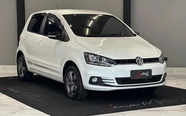 imagem-https://www.socarrao.com.br/sc-vehicle-images-prod/4006907/1790109390193-8473357_2_B_abb2ed69c6.jpeg