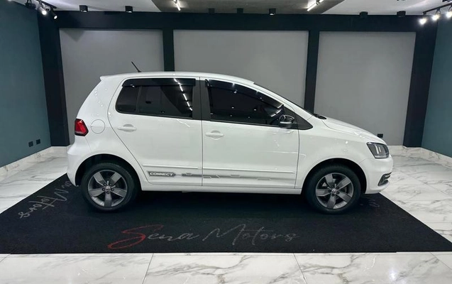 imagem-https://www.socarrao.com.br/sc-vehicle-images-prod/4006907/1790109390200-8473357_4_B_5972281eb7.jpeg