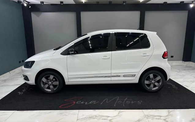 imagem-https://www.socarrao.com.br/sc-vehicle-images-prod/4006907/1790109390208-8473357_8_B_4edc6974a5.jpeg