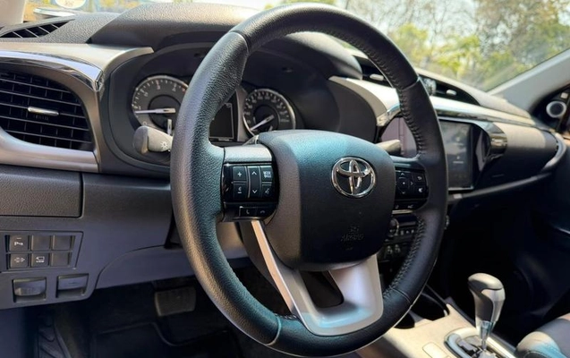 imagem-https://www.socarrao.com.br/sc-vehicle-images-prod/4006909/1790022223603-8498695_12_B_51a2e3c827.jpeg