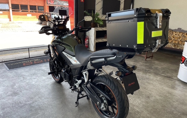 imagem-https://www.socarrao.com.br/sc-vehicle-images-prod/4007007/1790022145049-app-photos-46vK3gb8aA04VIE2dONHzaIp6v5fe1ze.jpg