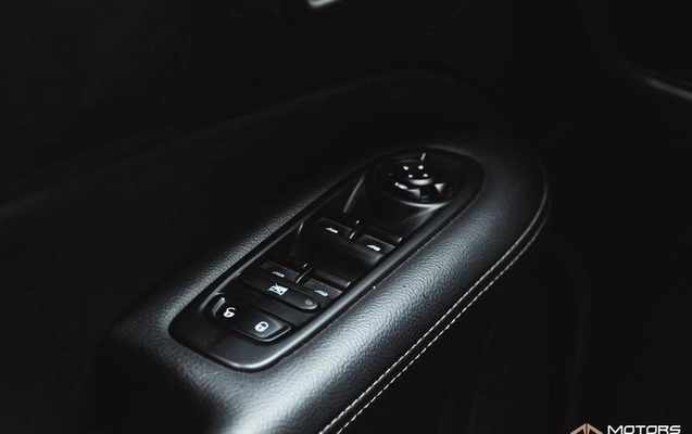 imagem-https://www.socarrao.com.br/sc-vehicle-images-prod/4007091/1790022294571-8471948_8_B_6a33176fc1.jpeg