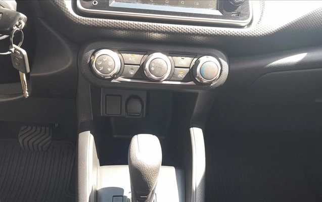 imagem-https://www.socarrao.com.br/sc-vehicle-images-prod/4007213/1790166891623-83107e46-b5bf-4869-acf1-9957ad0f28b720260921171046.jpeg